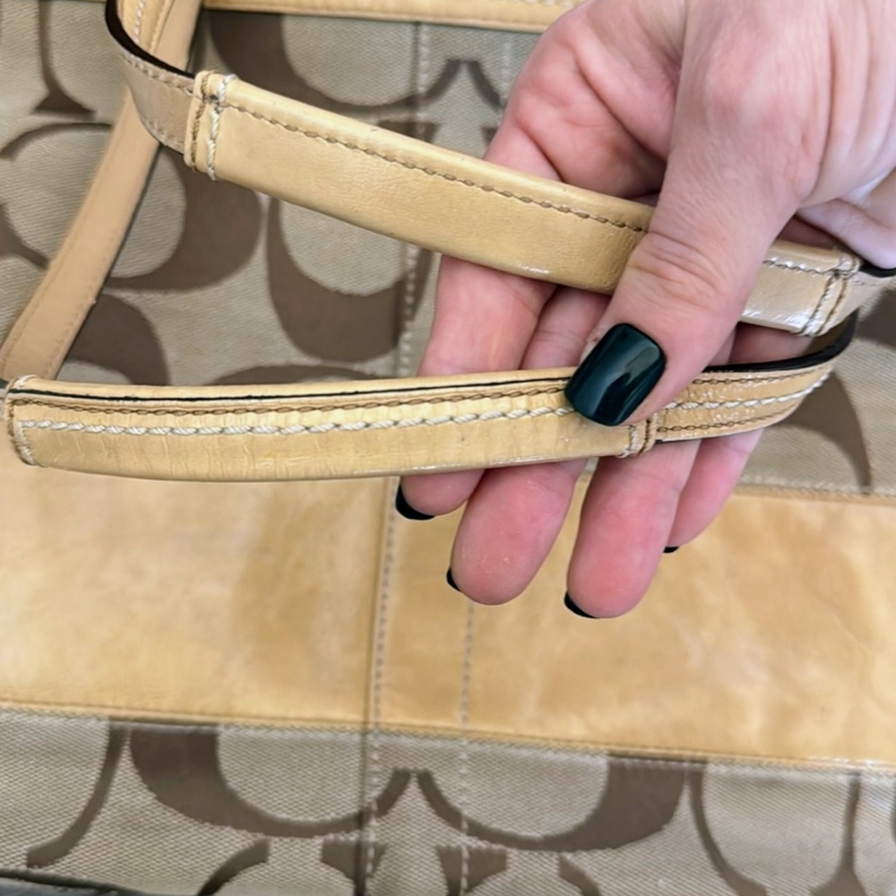 Coach Beige and Brown Signature Tote - Picture 2 of 13